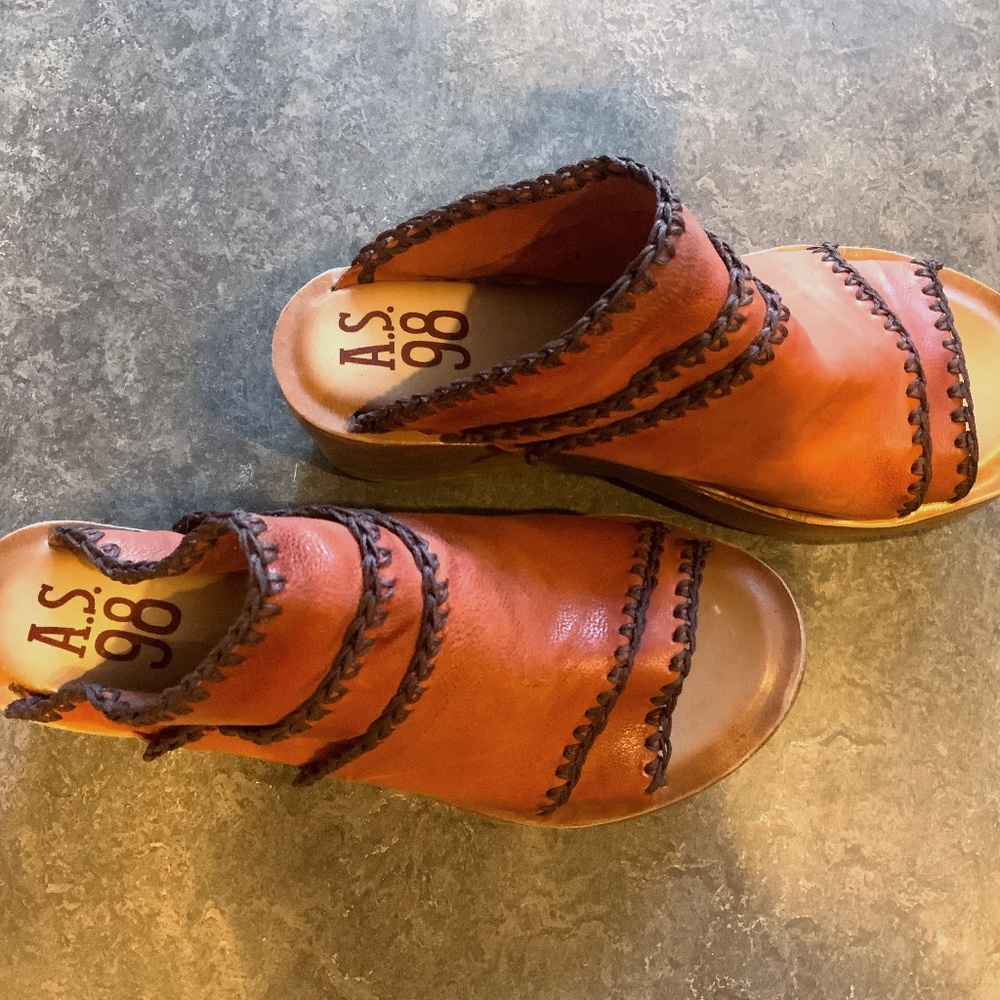 A.S.98 Nelson Wedge - Size 37 - Rust Color